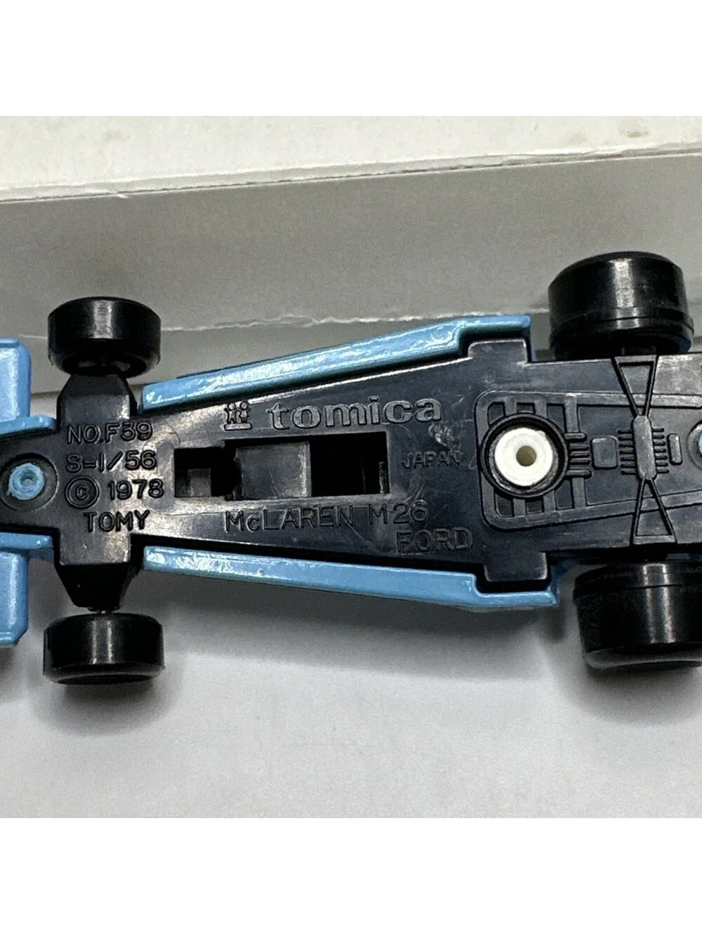 VINTAGE 1978 TOMICA McLAREN M 26 FORD NO.F39 CAR Blue White 1/56 FAST SHIPPING
